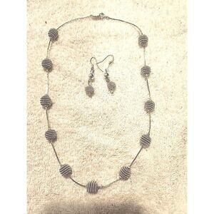 18" Trifari Silver Tone Necklace & EARRINGS VINTAGE